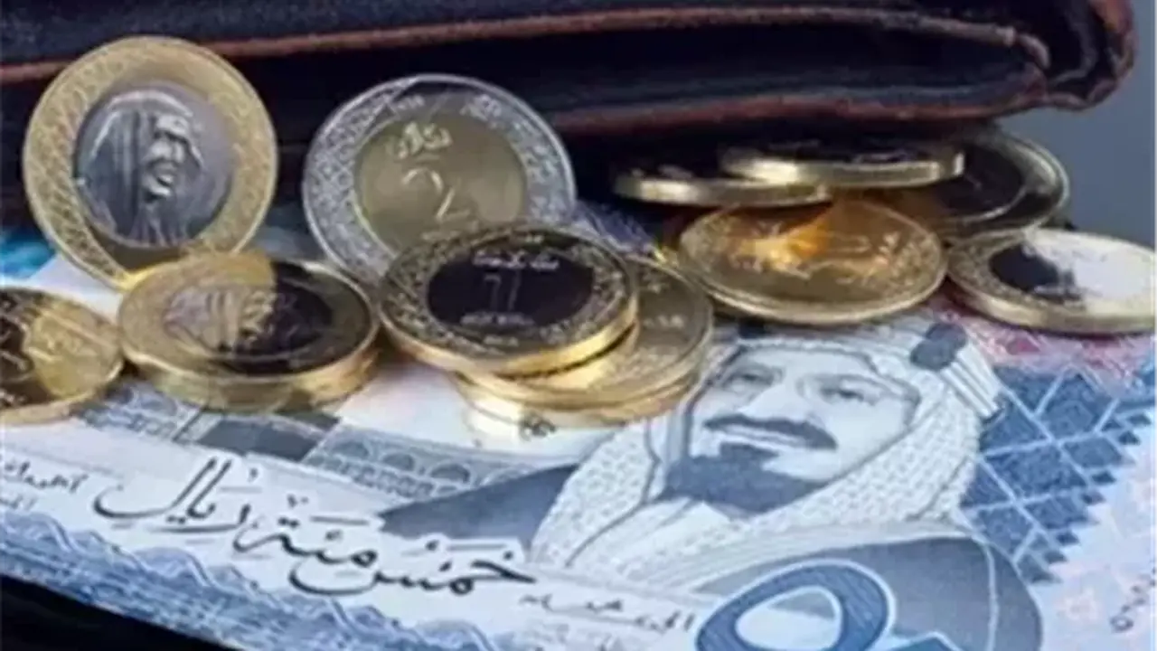 الريال السعودي يتجاوز 14 جنيهاً في قفزة تاريخية بنهاية تعاملات اليوم